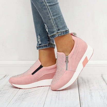 Elegante en gedetailleerde ondersteunende sneakers