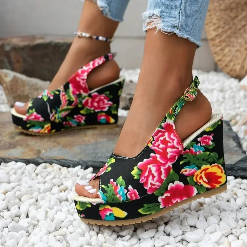 Sandalen met bloemenprint en sleehak Peep Toe