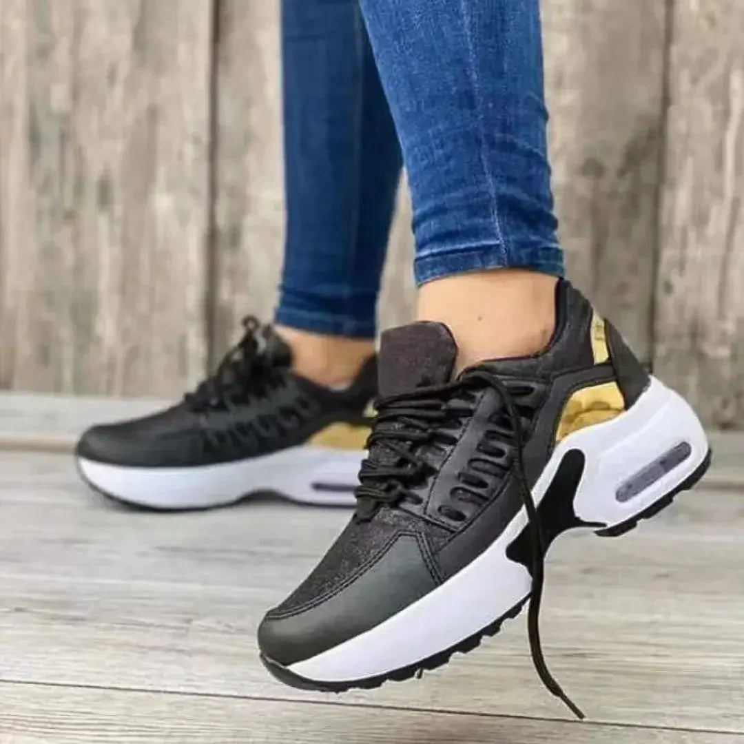 Elegante en gedetailleerde ondersteunende sneakers