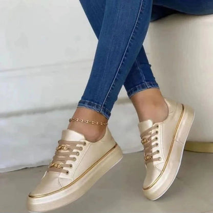 Elegante en gedetailleerde ondersteunende sneakers