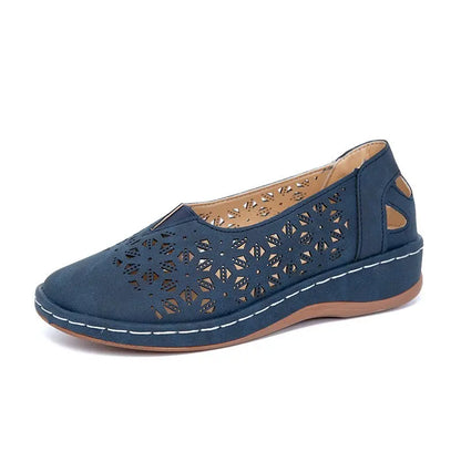 Elegante Slip-on Loafers met Hol Patroon