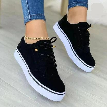 Elegante en gedetailleerde ondersteunende sneakers