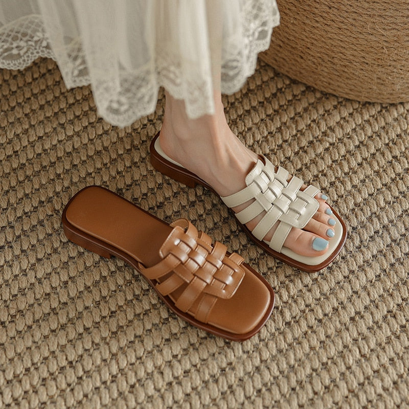 Zomer Vrouwen Slippers Vierkante Teen Geweven Platte Bodem Sandalen