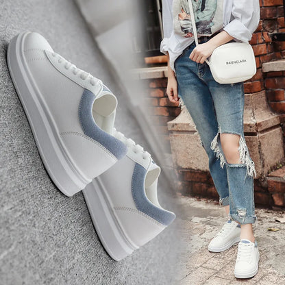 Moderne en trendy witte sneakers