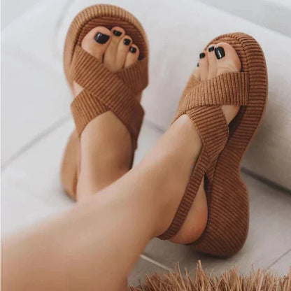 Lazy Suede Cross Strap Casual Sandalen