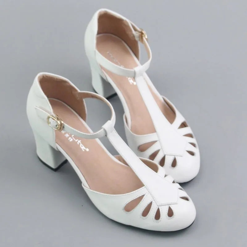 Elegante retro sandalen met middenhak