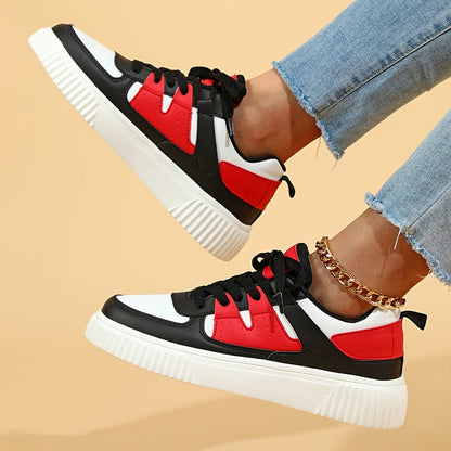 Trendy paar schoenen met platform