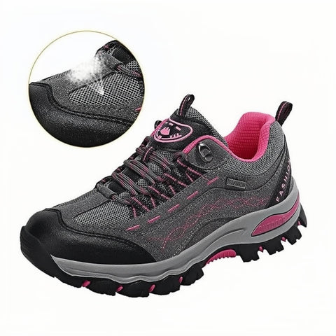 Women's trekking trainers