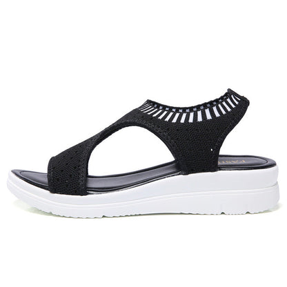 Comfortabele zomer sleehak sandalen