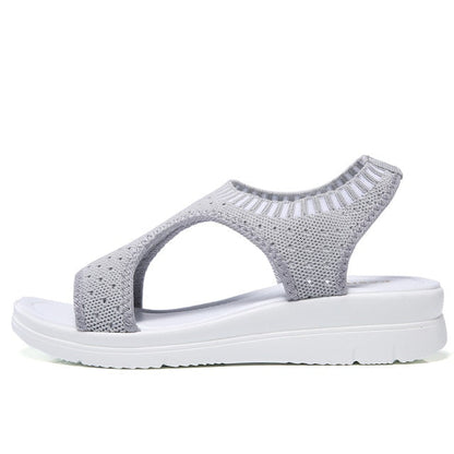 Comfortabele zomer sleehak sandalen